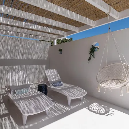 Blu Suites&studios