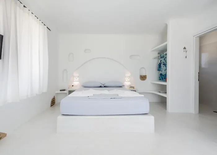 Blu Suites&studios Adamantas (Milos)