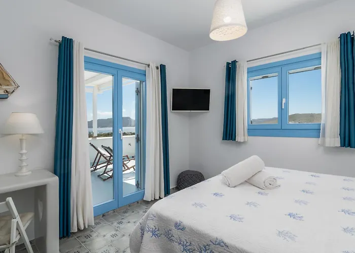 Blu Suites&studios Adamantas (Milos)