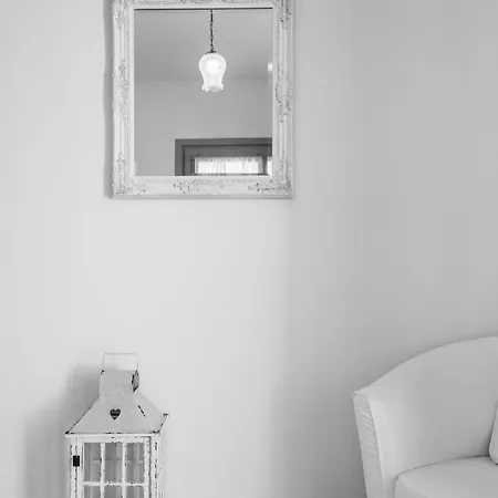 Blu And Adamantas (Milos)