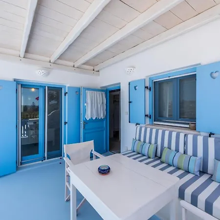 Blu And Landhuis Adamantas (Milos)