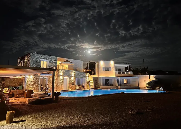 Blu And Landhaus Adamantas (Milos)