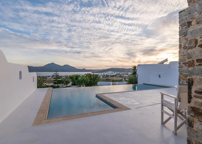 Blu And Landhaus Adamantas (Milos)