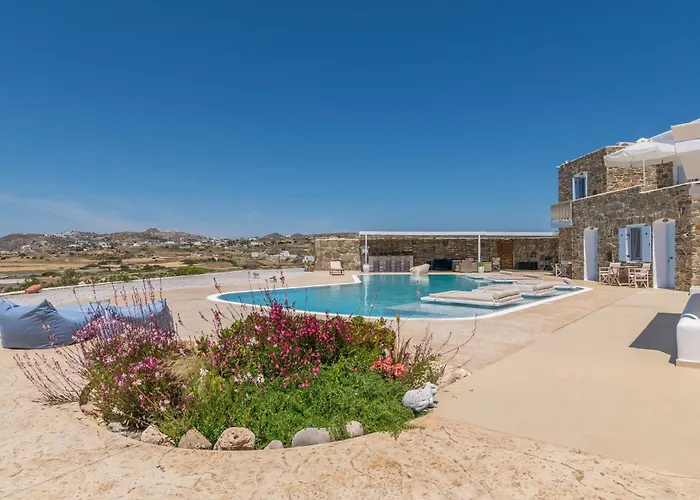 Blu And Landhaus Adamantas (Milos)